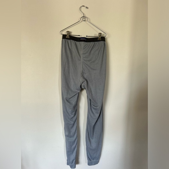Grey Capilene Patagonia Thermal Bottoms Large - Picture 4 of 6